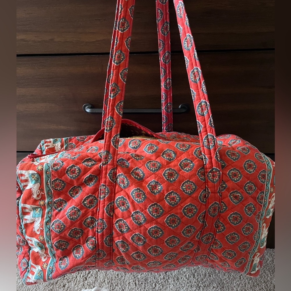 VERA BRADLEY Duffel Bag
